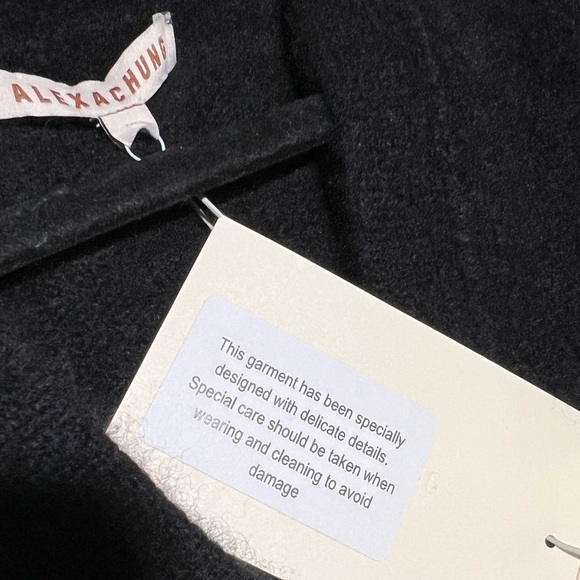 AlexaChung Black Chandra Cashmere Silk Cropped Cardigan NWT Large - Picture 12 of 14